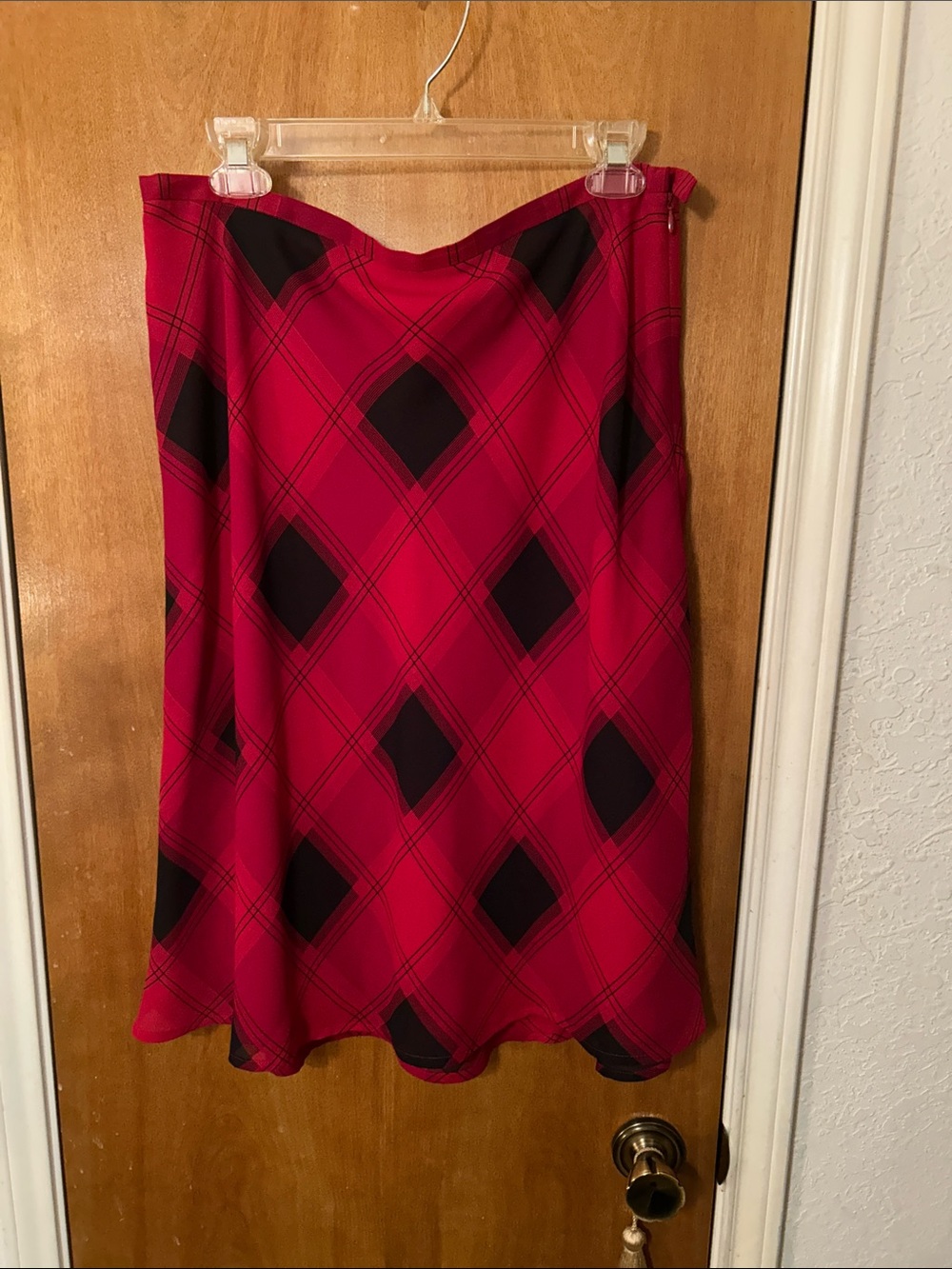 Liz Claiborne A-Line Midi Skirt. 12